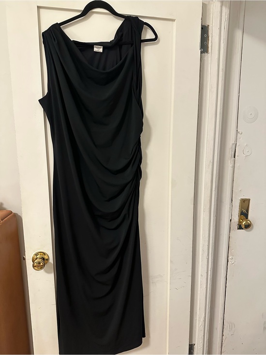 Abercrombie & Fitch Dresses & Skirts - Abercrombie & Fitch Black Draped Sleeveless Midi Dress